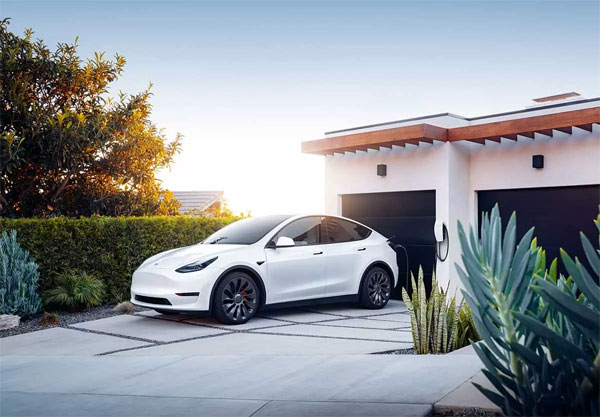 Lắp đặt trạm sạc ô tô điện tại TP HCM